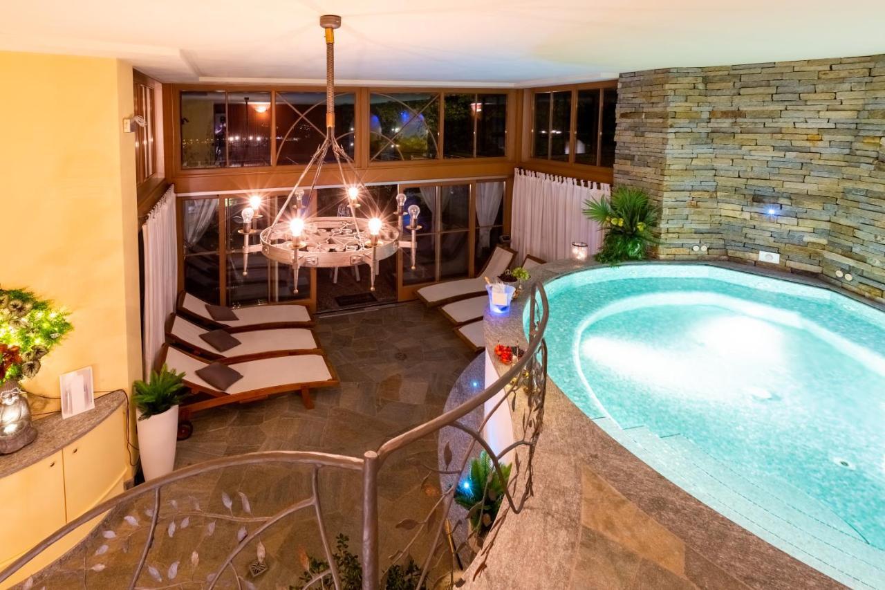 Tassullo Relais Villa Quercia מראה חיצוני תמונה