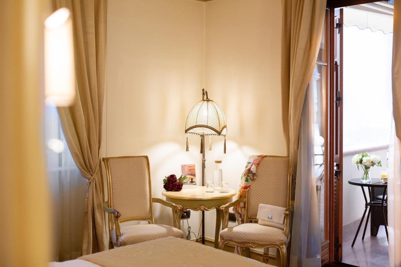Tassullo Relais Villa Quercia מראה חיצוני תמונה