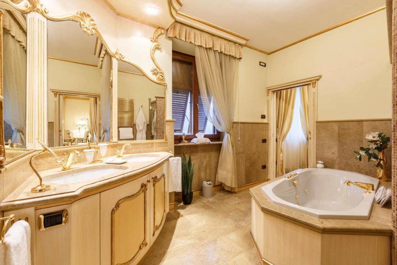 Tassullo Relais Villa Quercia מראה חיצוני תמונה